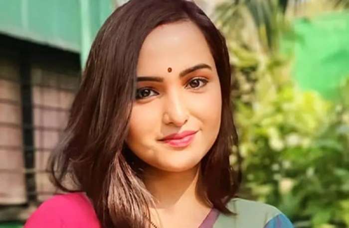 Aliya Naaz Biography and Early Life