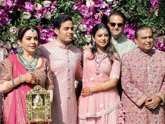 Isha Ambani Family