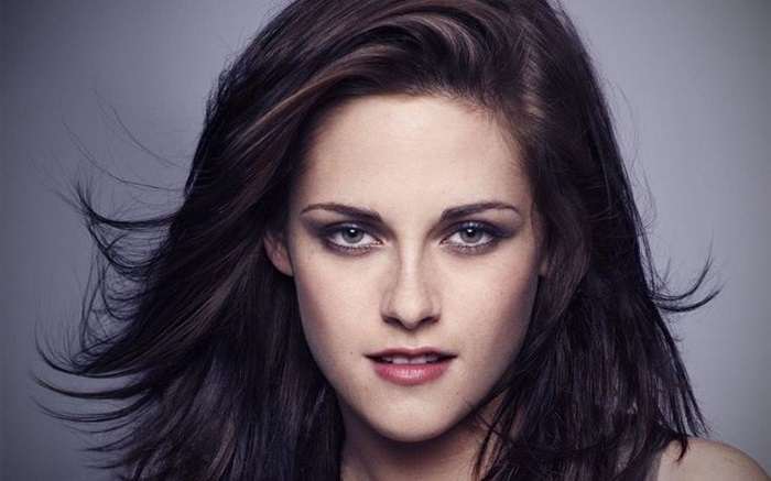 Kristen Stewart Biography and Early Life