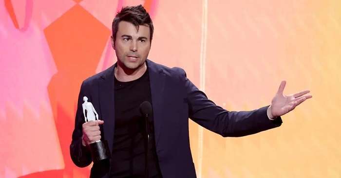 mark rober 2022 streamy awards 1696353989407