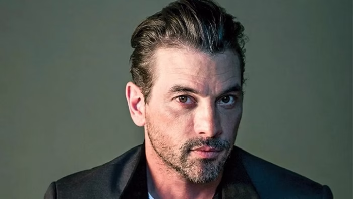 Skeet Ulrich Biography e1747198007167