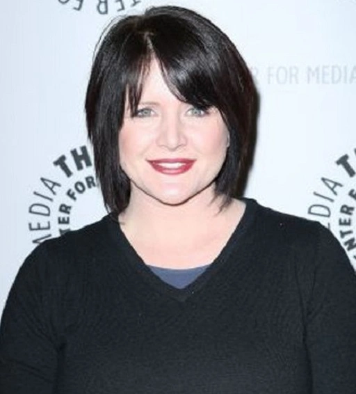 Tina Yothers Biography