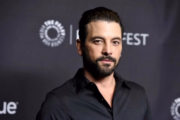 Skeet Ulrich Net Worth: Age, Height, Weight, Wiki, Biography, Family and More